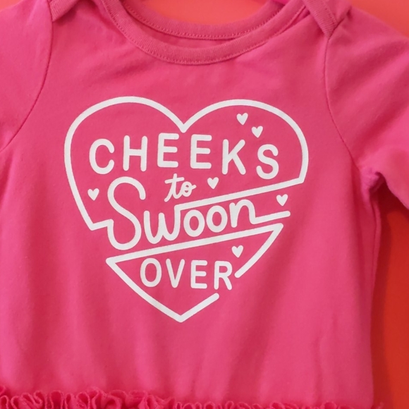 Adorable pink tutu bodysuit. - Picture 3 of 4